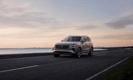 Volvo Car UK announces pricing and specification details for the new XC90 flagship hybrid SUV