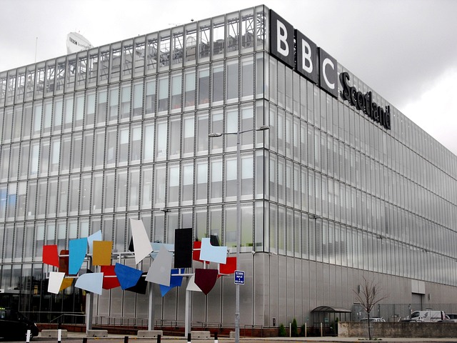 Scott Mills to Replace Zoe Ball as BBC Radio 2 Breakfast Show Host in 2025