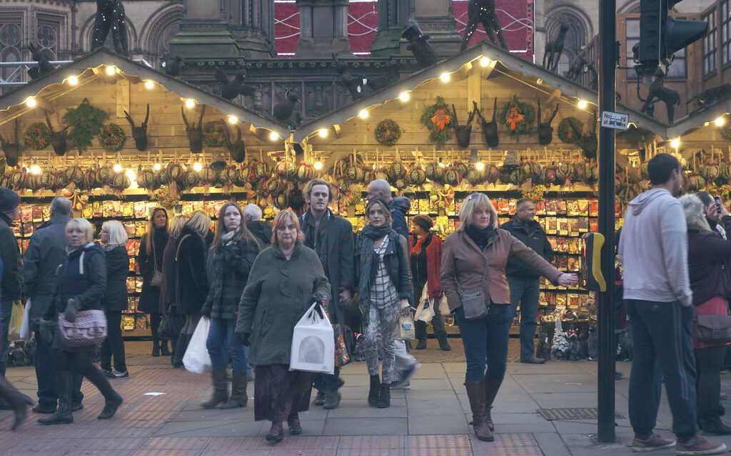 Why do so many people go to the Christmas markets?