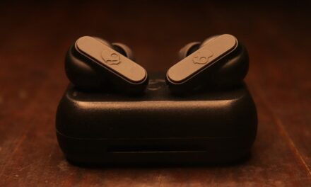 Breaking Language Barriers with AI Translation Earbuds