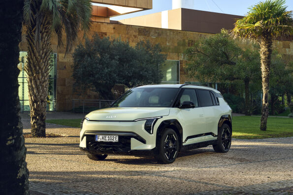 The Kia EV3 is ready for Europe: Responsible electric mobility in an elevated SUV package
