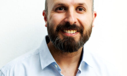 Top Sleep Expert Helps Sufferers of Snoring, Sleep Apnoea & UARS with Free Webinar