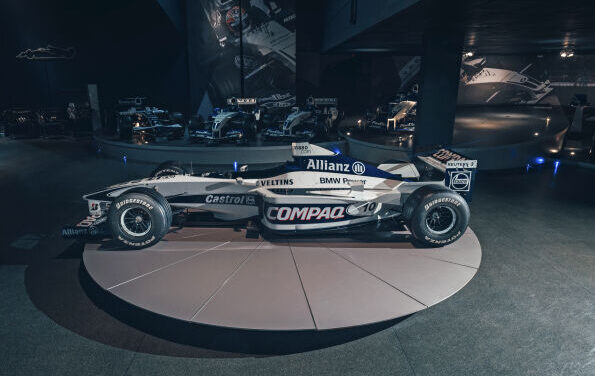 Ex-Jenson Button Williams FW22 to take to the track at the Donington Historic Festival