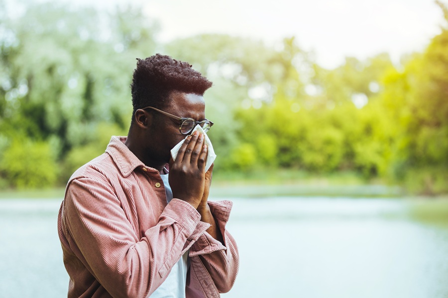 UK Hay Fever Crisis: Millions of Londoners Lives Derailed by Pollen Surge