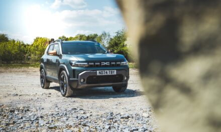 Dacia Duster sweeps aside the competition to win Best Value Car at the 2025 Autocar Awards