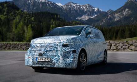 Mercedes-Benz VLE drives to Rome and passes long distance tests with flying colours