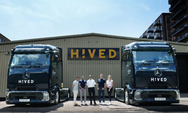 Daimler Truck calls for investment in public charging to drive the electric transformation