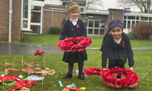 Derby community gathers to honour the fallen at Royal School for the Deaf