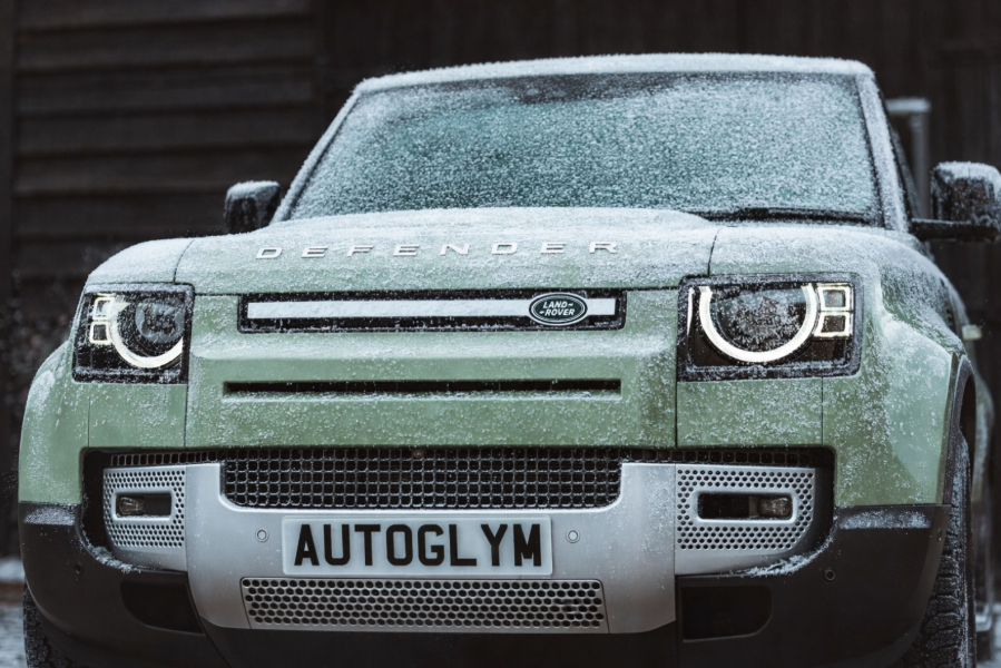 Two-thirds of younger drivers don’t fully clear ice from windscreens before setting off