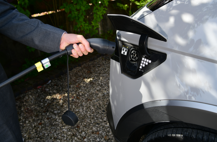 New data reveals women and retirees are shunning full EVs for hybrids