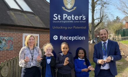 Derby pupils take hands-on approach to teaching BSL