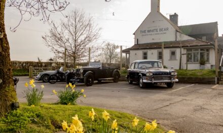 Must attend debut event for classic car and motorcycle enthusiasts at legendary Surrey pub
