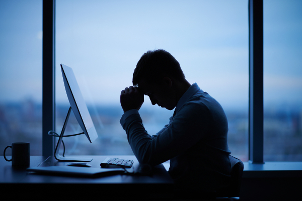Over a third of East Midlands employees lack clear support during workplace stress, new research finds