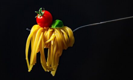 New data warns of hidden risks in allergen information when eating out